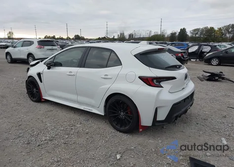 2023 Toyota Gr Corolla Core z USA, uszkodzony, nr VIN JTNABAAE0PA003348